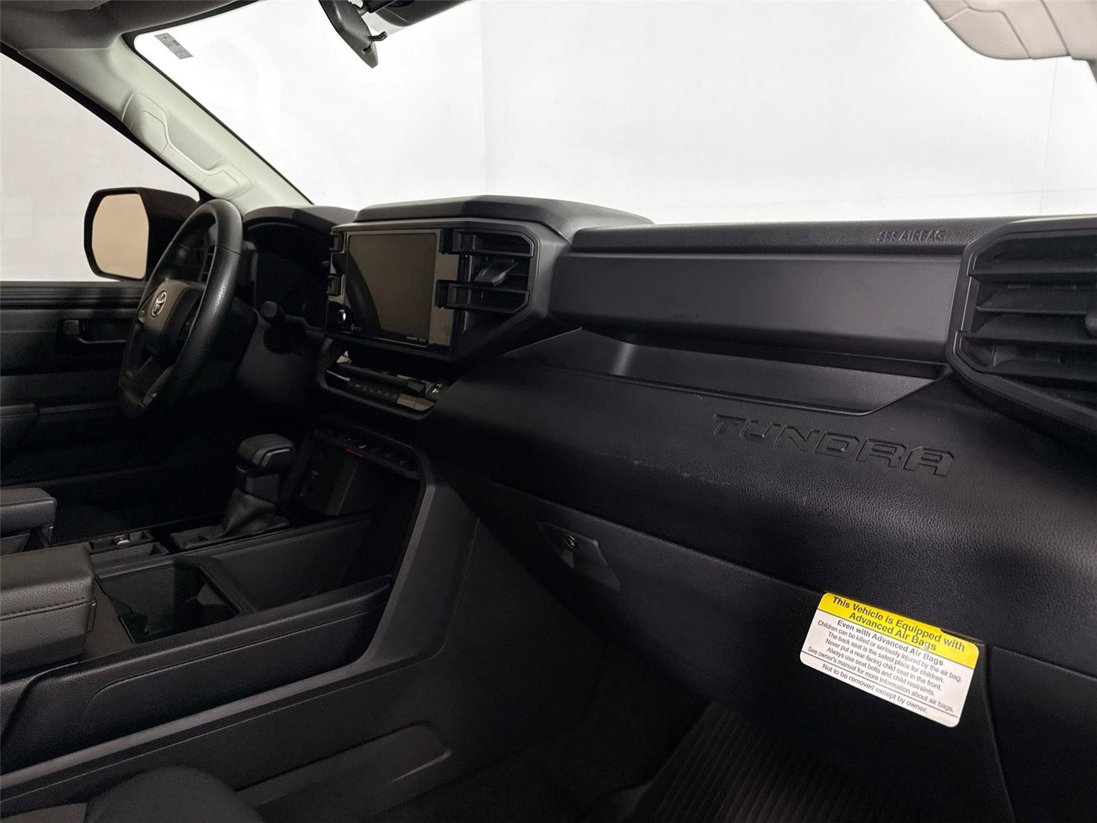 Used 2024 Toyota Tundra SR AWD/4WD image 39