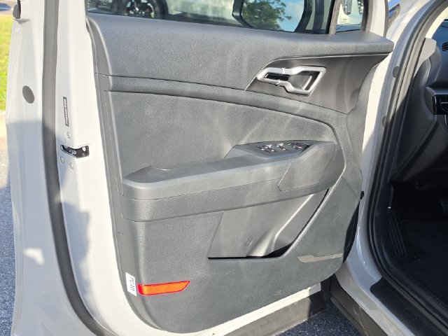 New 2027 Kia Sportage S FWD image 16