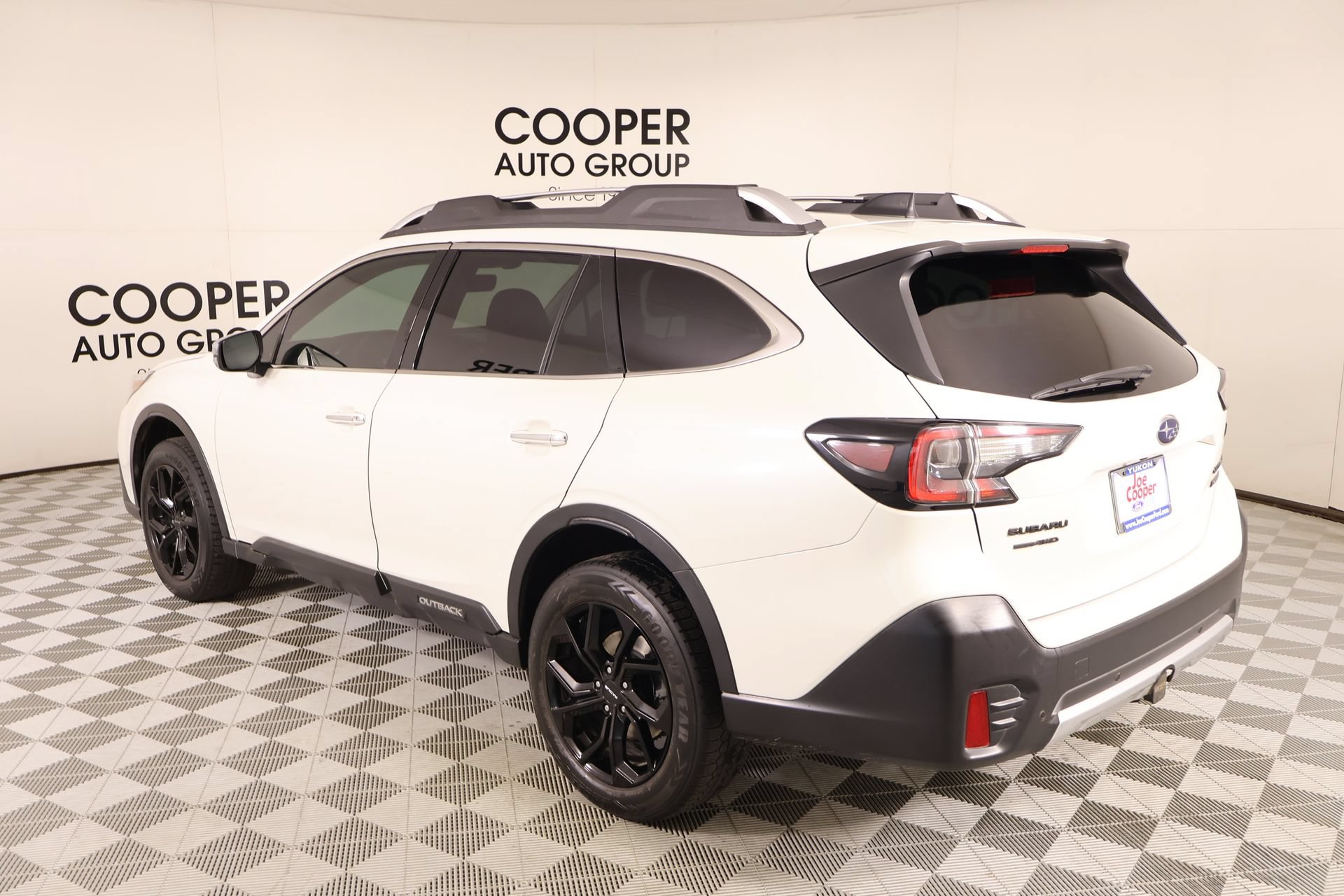 Used 2020 Subaru Outback Touring XT AWD/4WD image 23