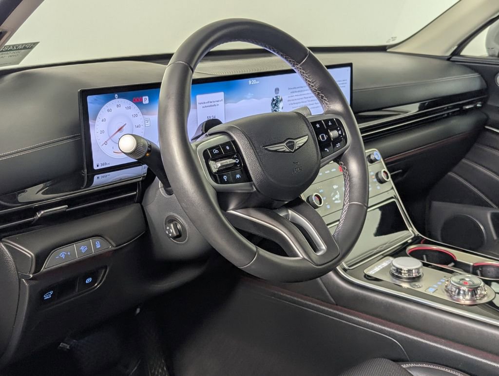 Used 2025 Genesis GV80 2.5T Standard image 13