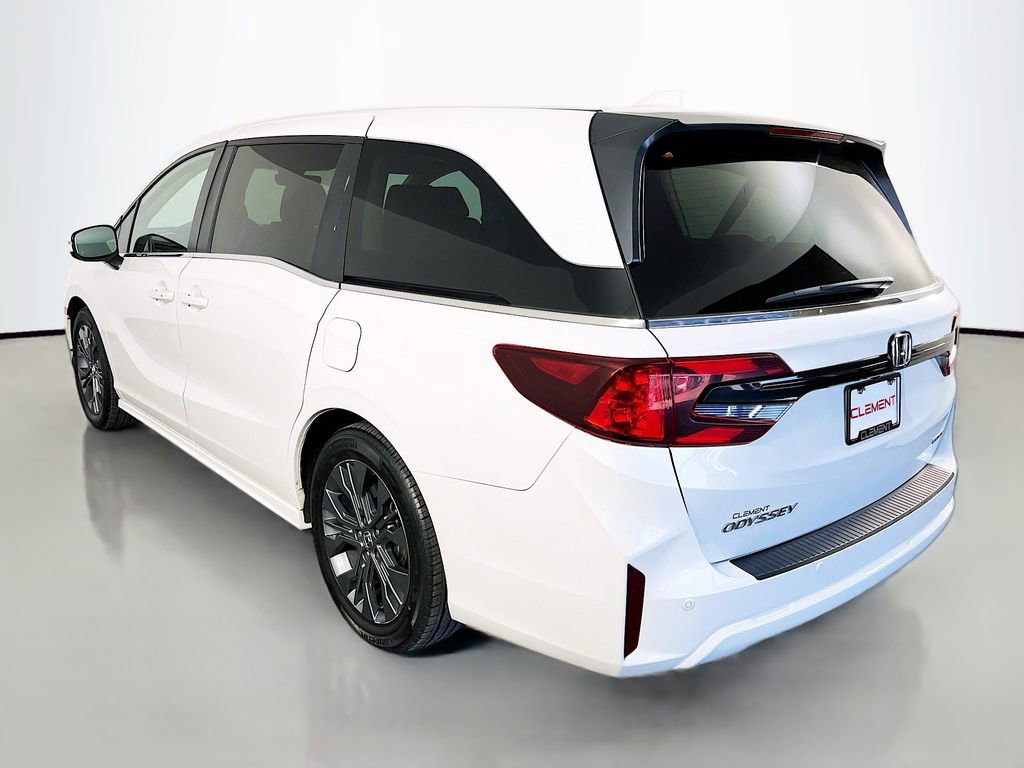 Used 2025 Honda Odyssey Touring image 9