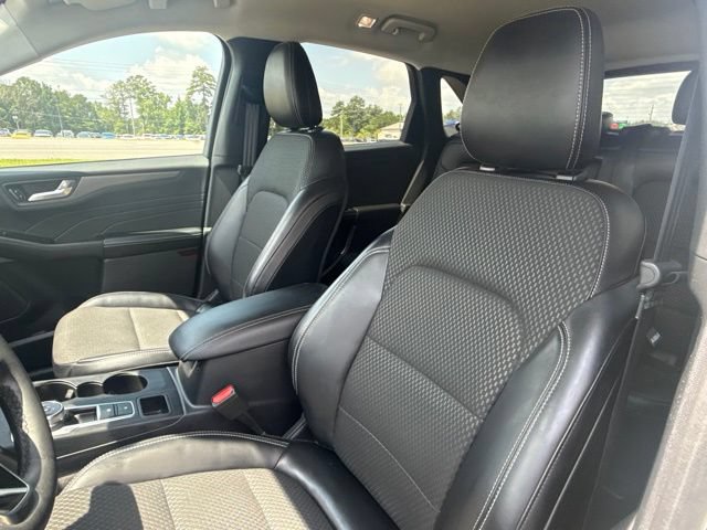 Used 2023 Ford Escape SE FWD image 14