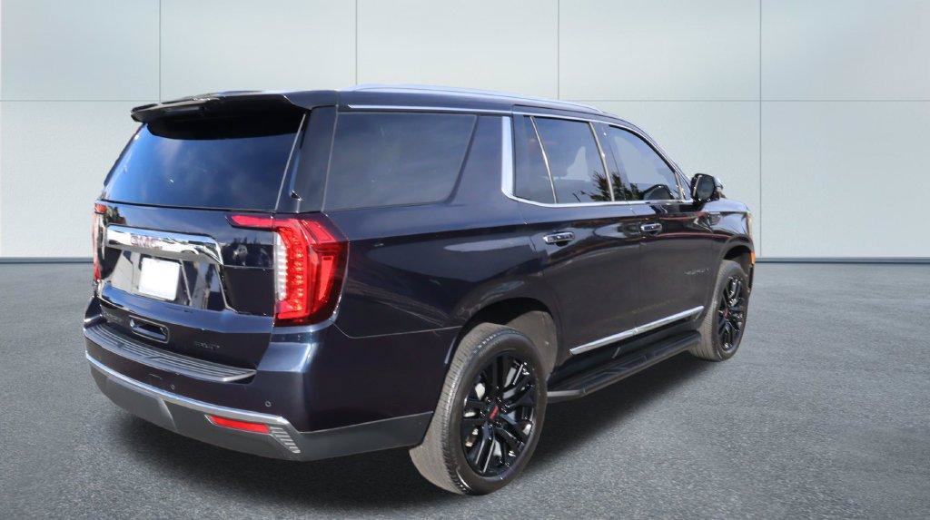 Used 2023 GMC Yukon SLT w/ SLT Premium Package AWD/4WD image 8