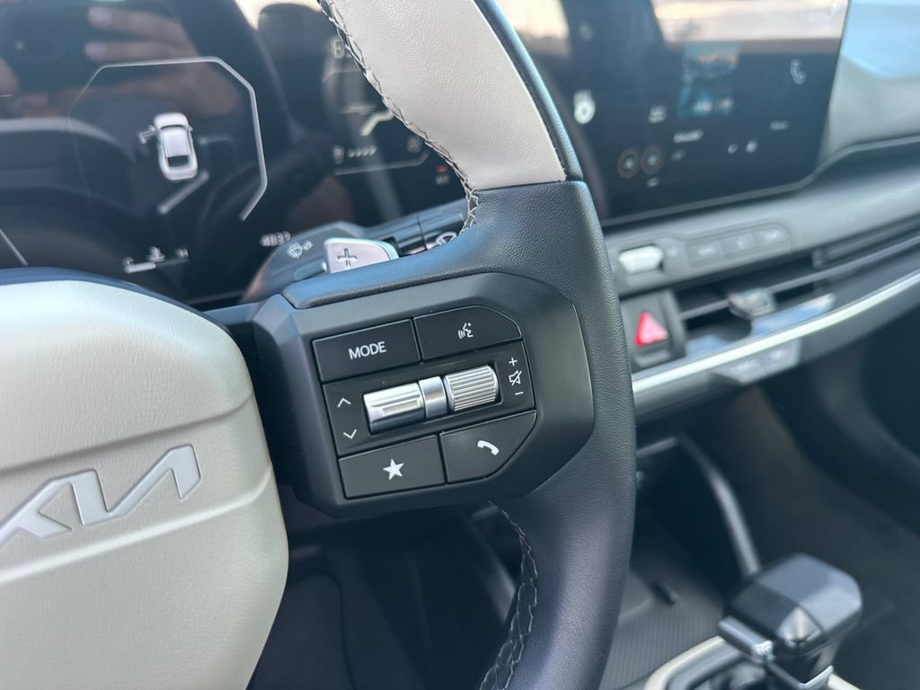 Used 2025 Kia K4 GT-Line w/ GT-Line Premium Package FWD image 19