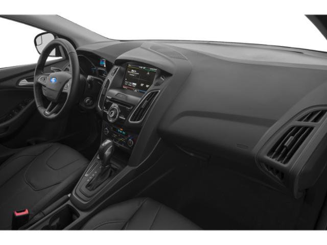 Used 2015 Ford Focus SE w/ SE Sport Package FWD image 19