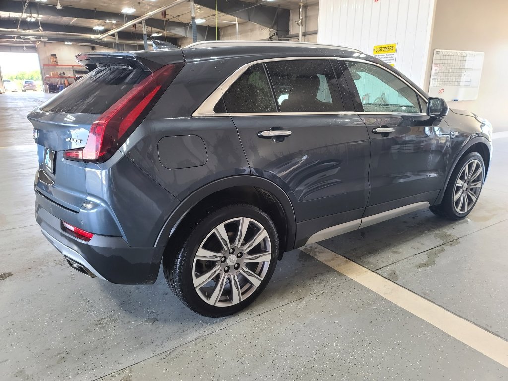 Used 2019 Cadillac XT4 Premium Luxury AWD/4WD image 5