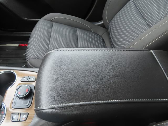 Used 2023 GMC Acadia SLE w/ Driver Convenience Package image 37
