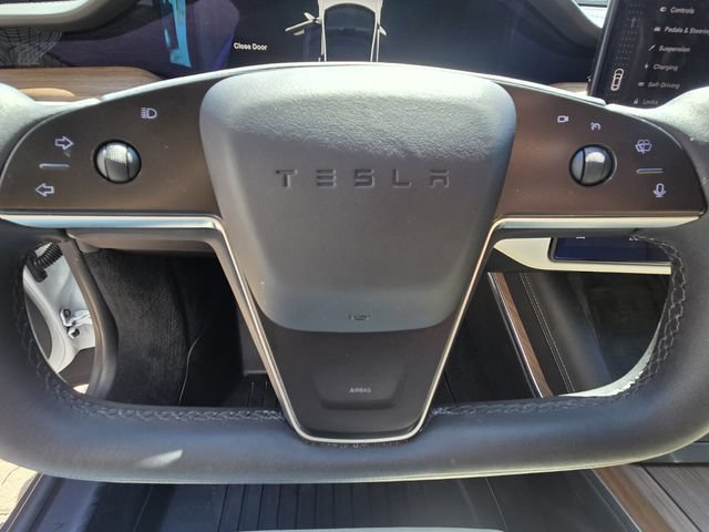Used 2022 Tesla Model S AWD/4WD image 23