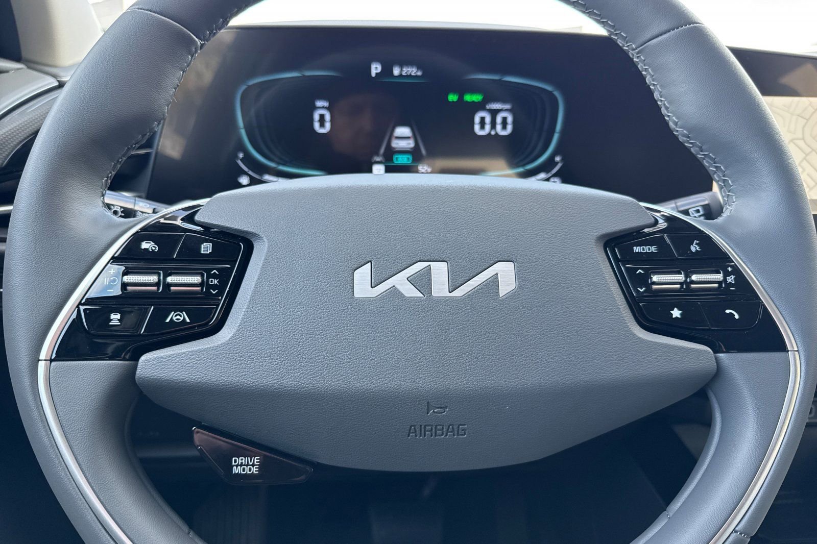 New 2026 Kia Niro SX image 24