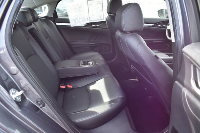 Used 2018 Honda Civic Touring image 40