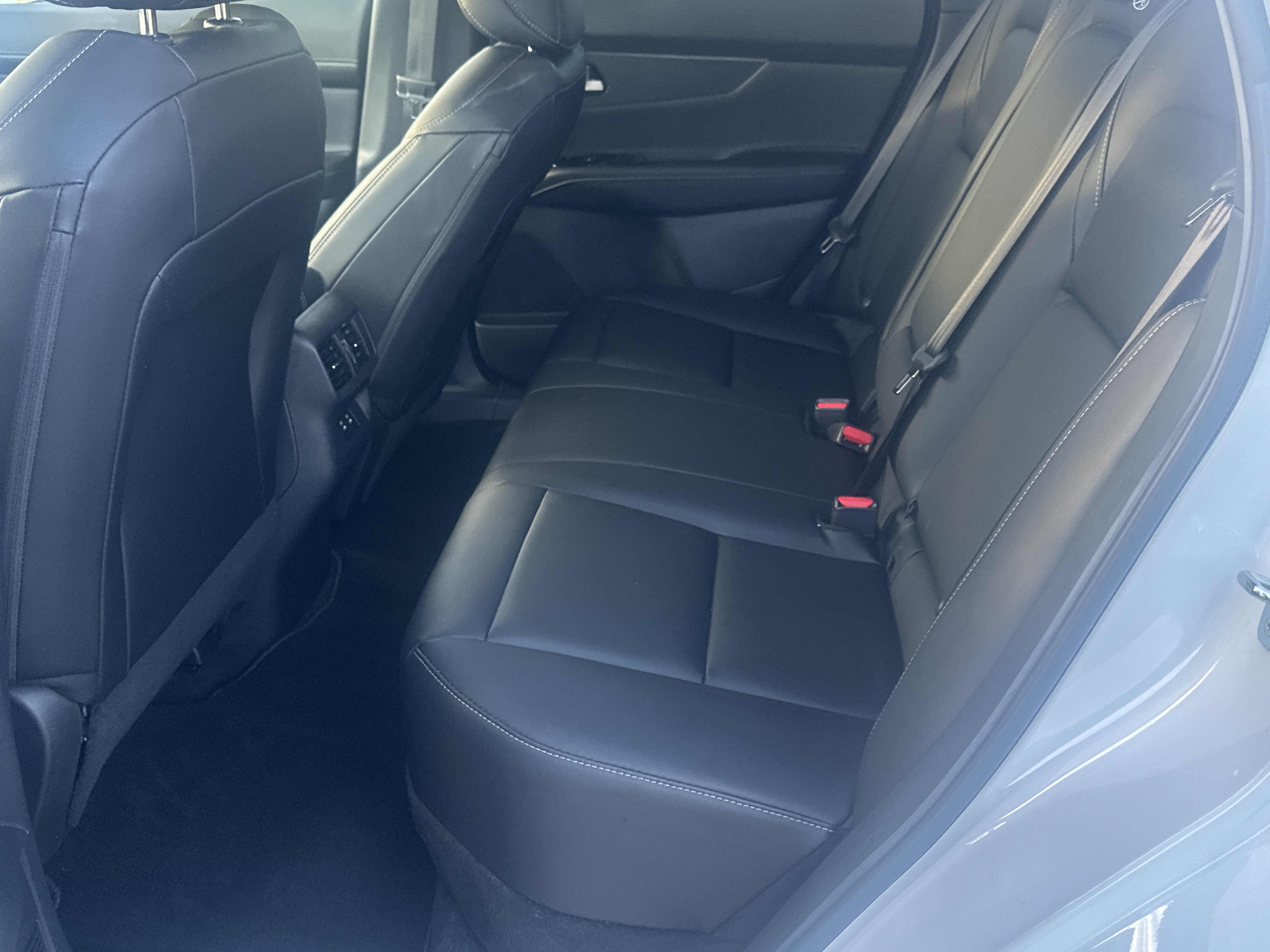 Used 2025 Nissan Murano SV AWD/4WD image 20