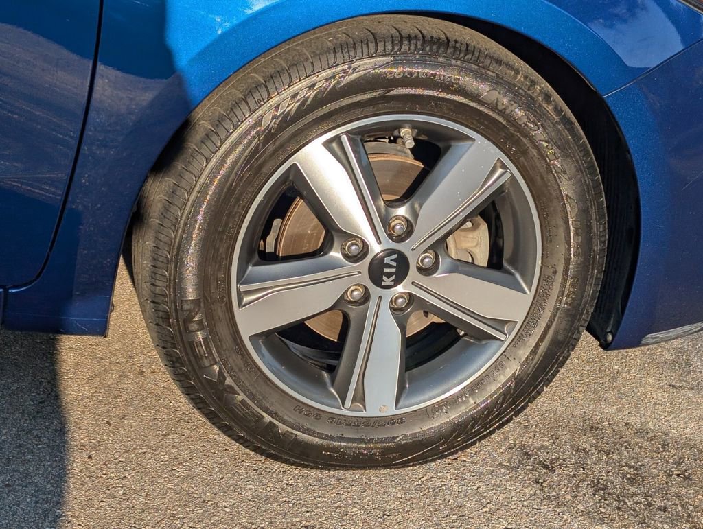 Used 2018 Kia Forte LX w/ LX Popular Package image 9