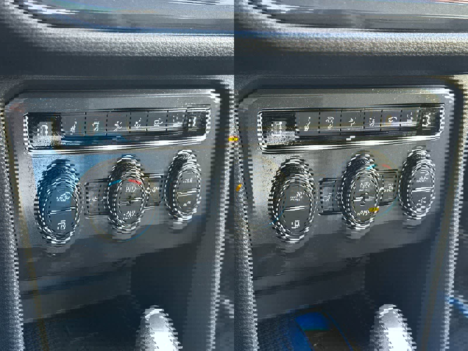 Used 2020 Volkswagen Tiguan SE w/ Panoramic Sunroof Package image 21