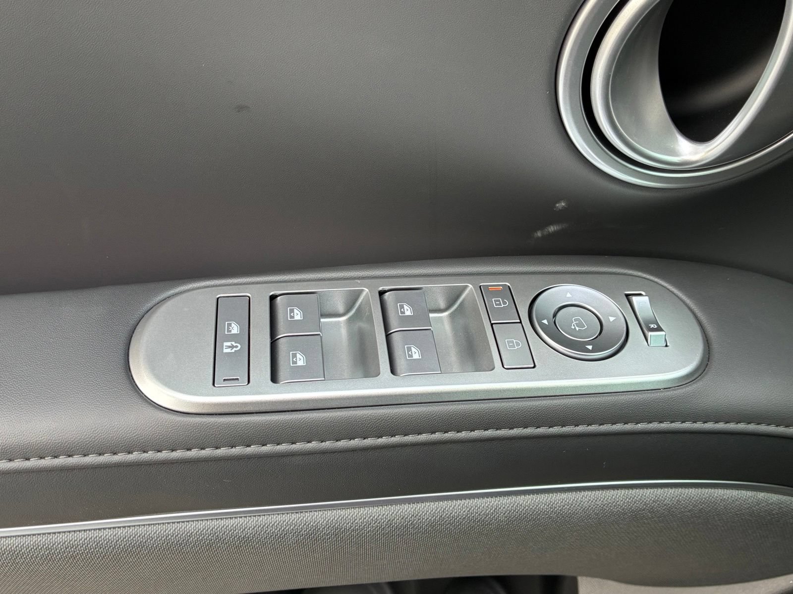 New 2026 Hyundai Palisade Calligraphy FWD image 37