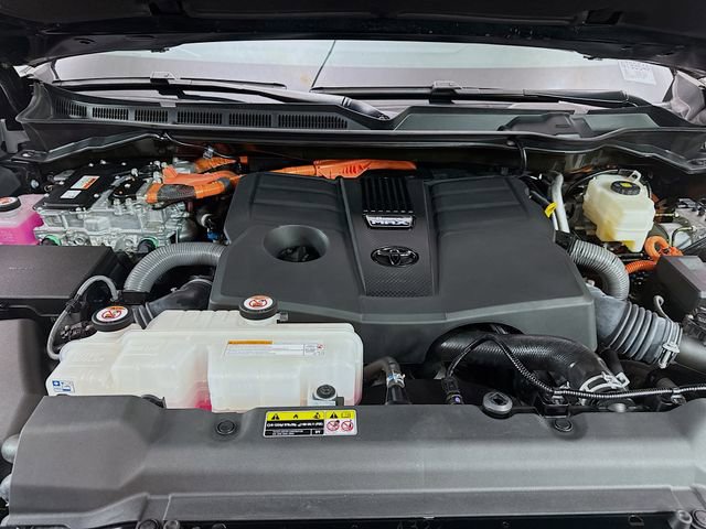 Used 2023 Toyota Sequoia Limited image 32