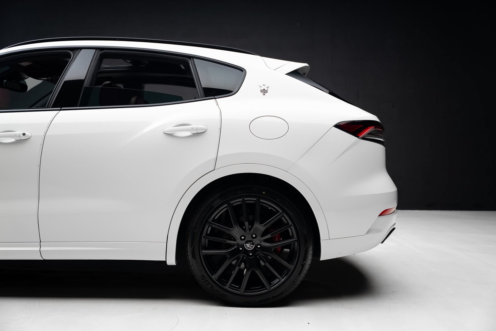 Used 2022 Maserati Levante GT AWD/4WD image 21