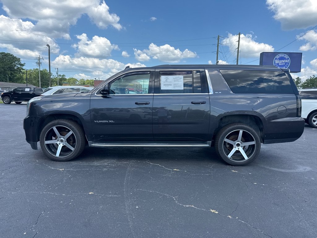 Used 2016 GMC Yukon XL SLE AWD/4WD image 2