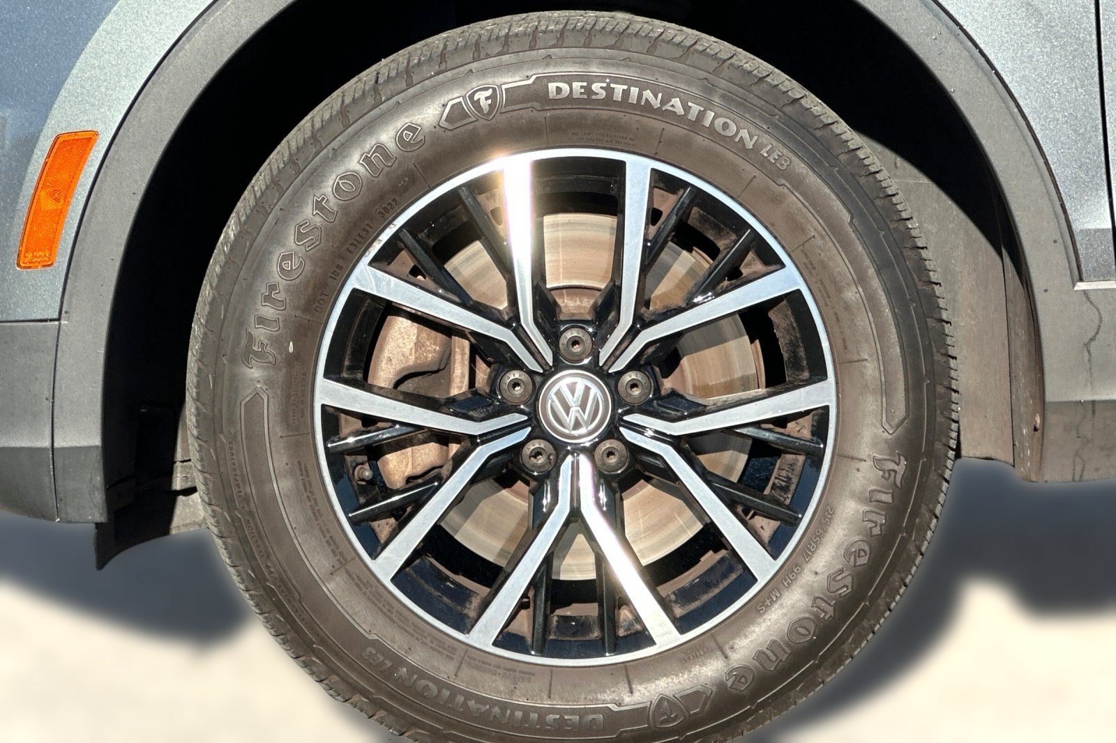 Used 2021 Volkswagen Tiguan SE AWD/4WD image 13