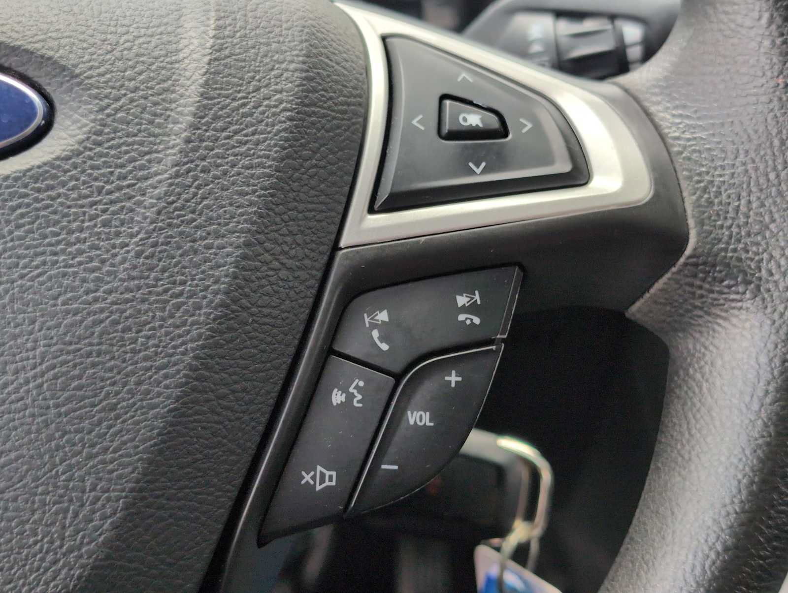 Used 2013 Ford Fusion SE FWD image 24