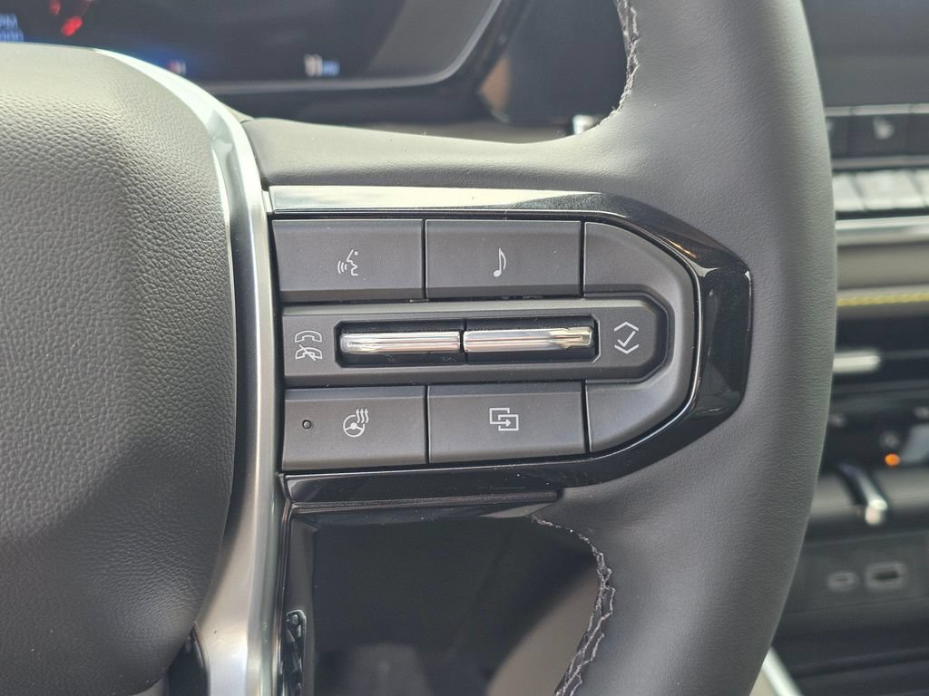 New 2026 Chevrolet Colorado ZR2 w/ Technology Package AWD/4WD image 27