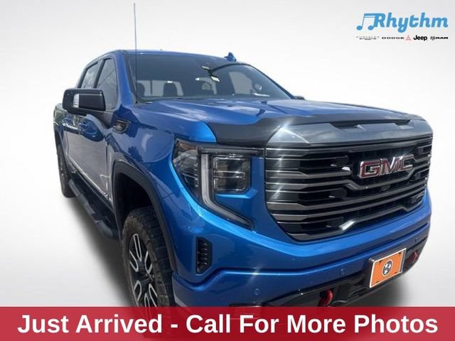 Used 2022 GMC Sierra 1500 AT4 w/ AT4 Premium Package AWD/4WD image 1