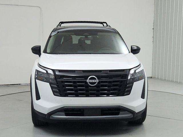 New 2026 Nissan Pathfinder Platinum w/ Cargo Package AWD/4WD image 2