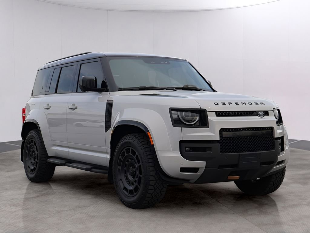 Certified 2026 Land Rover Defender 110 AWD/4WD image 3