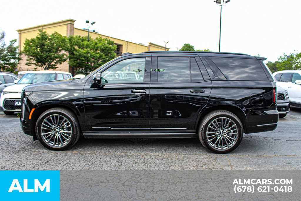 Used 2026 Cadillac Escalade Platinum Sport w/ LPO, Floor Liner Package AWD/4WD image 7