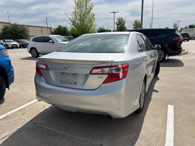 Used 2013 Toyota Camry SE image 3