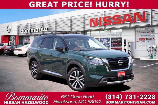 Used 2025 Nissan Pathfinder Platinum