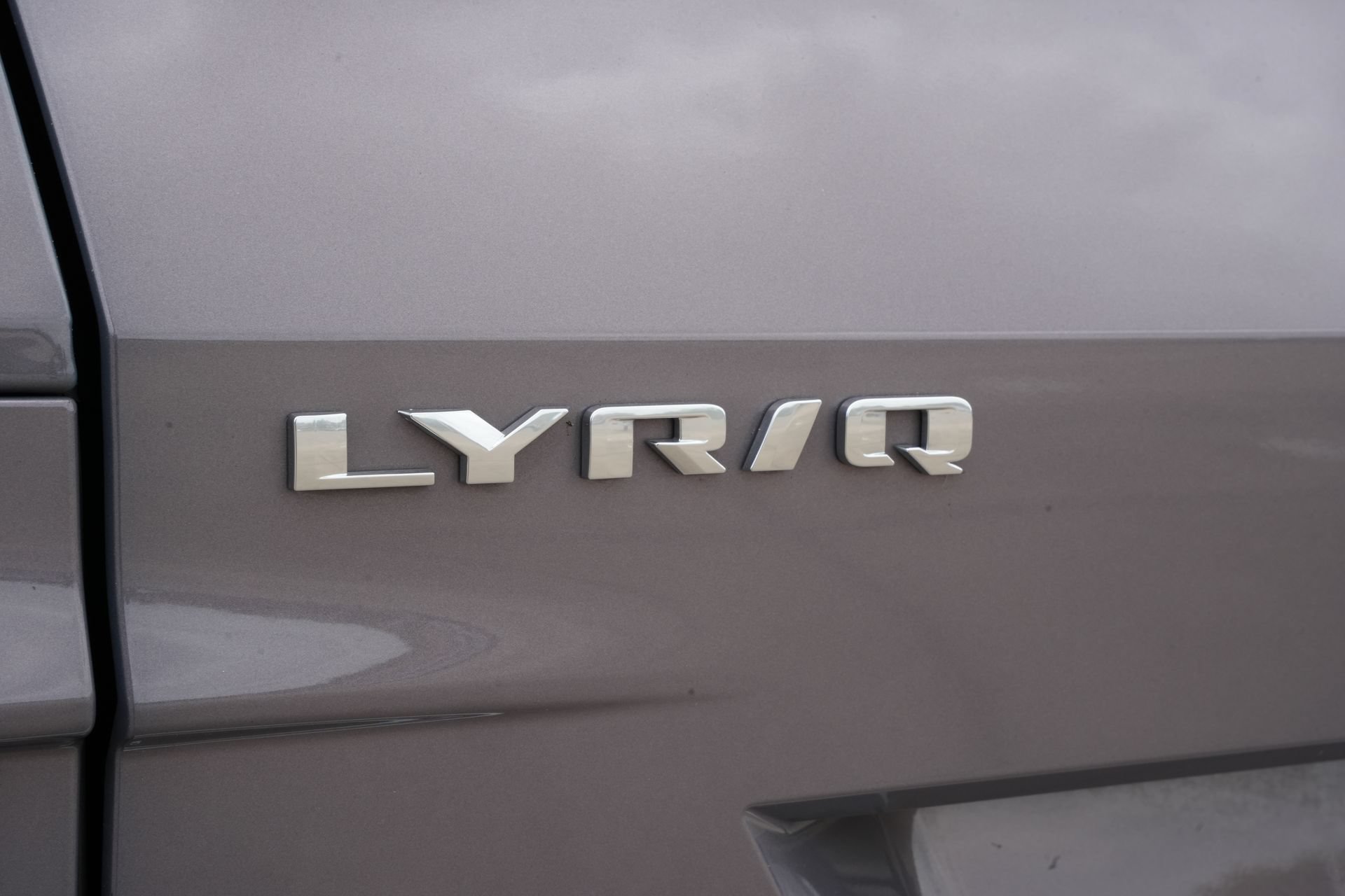 Certified 2024 Cadillac Lyriq Luxury AWD/4WD image 21