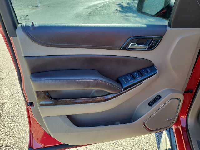Used 2015 Chevrolet Tahoe LT RWD image 16