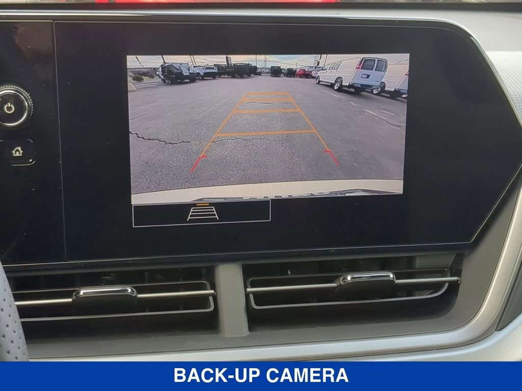 New 2026 Chevrolet Trax RS w/ Sunroof Package image 14