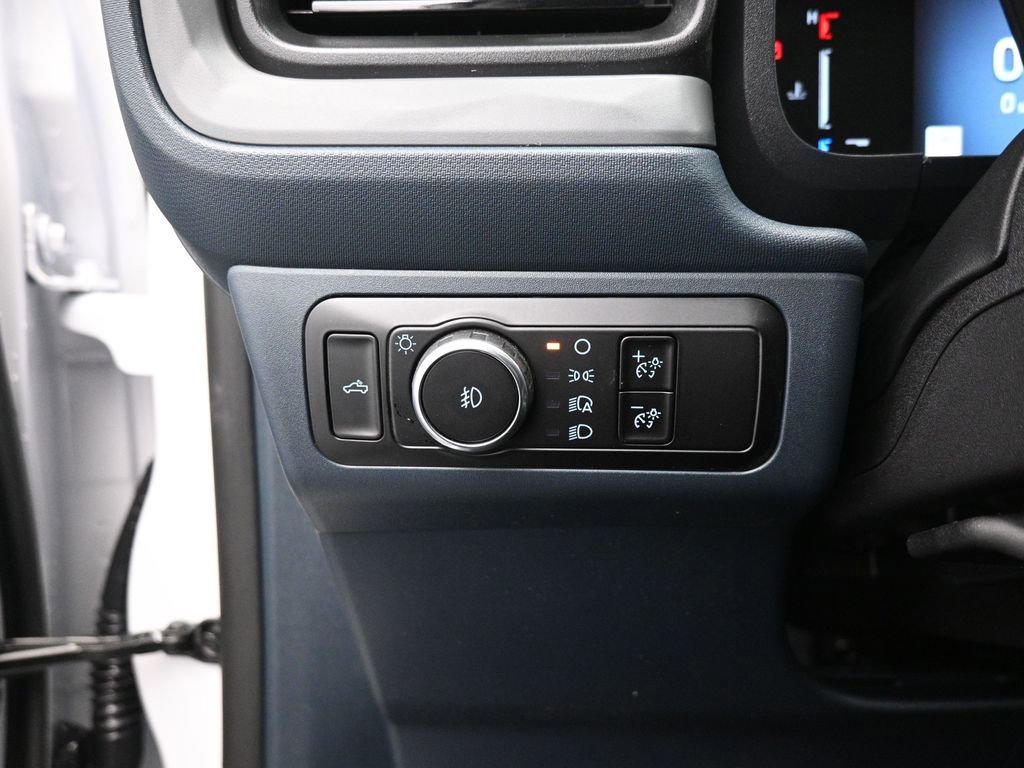 New 2025 Ford Maverick Lobo image 12