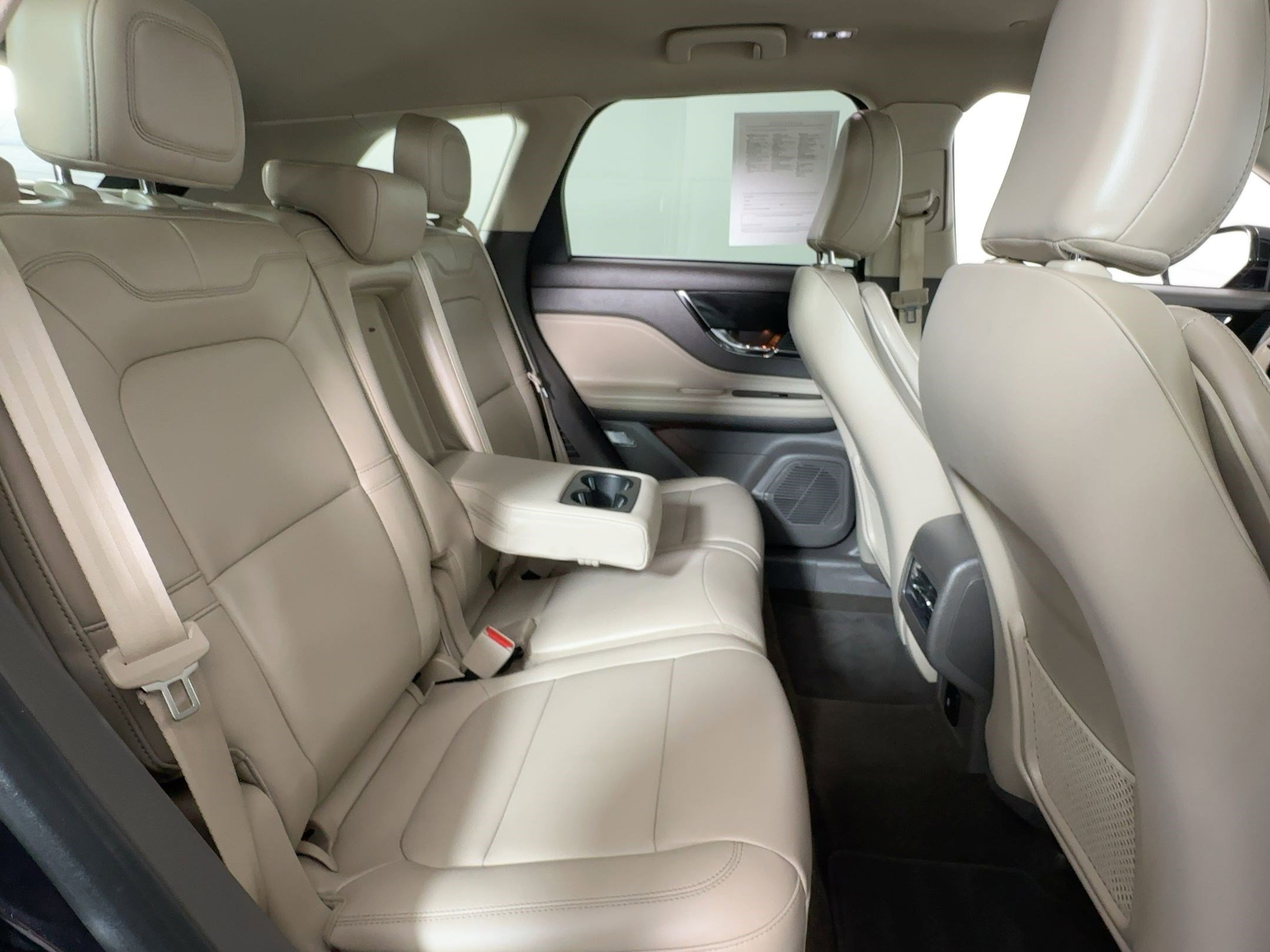 Used 2021 Lincoln Corsair Standard w/ Equipment Group 101A image 29