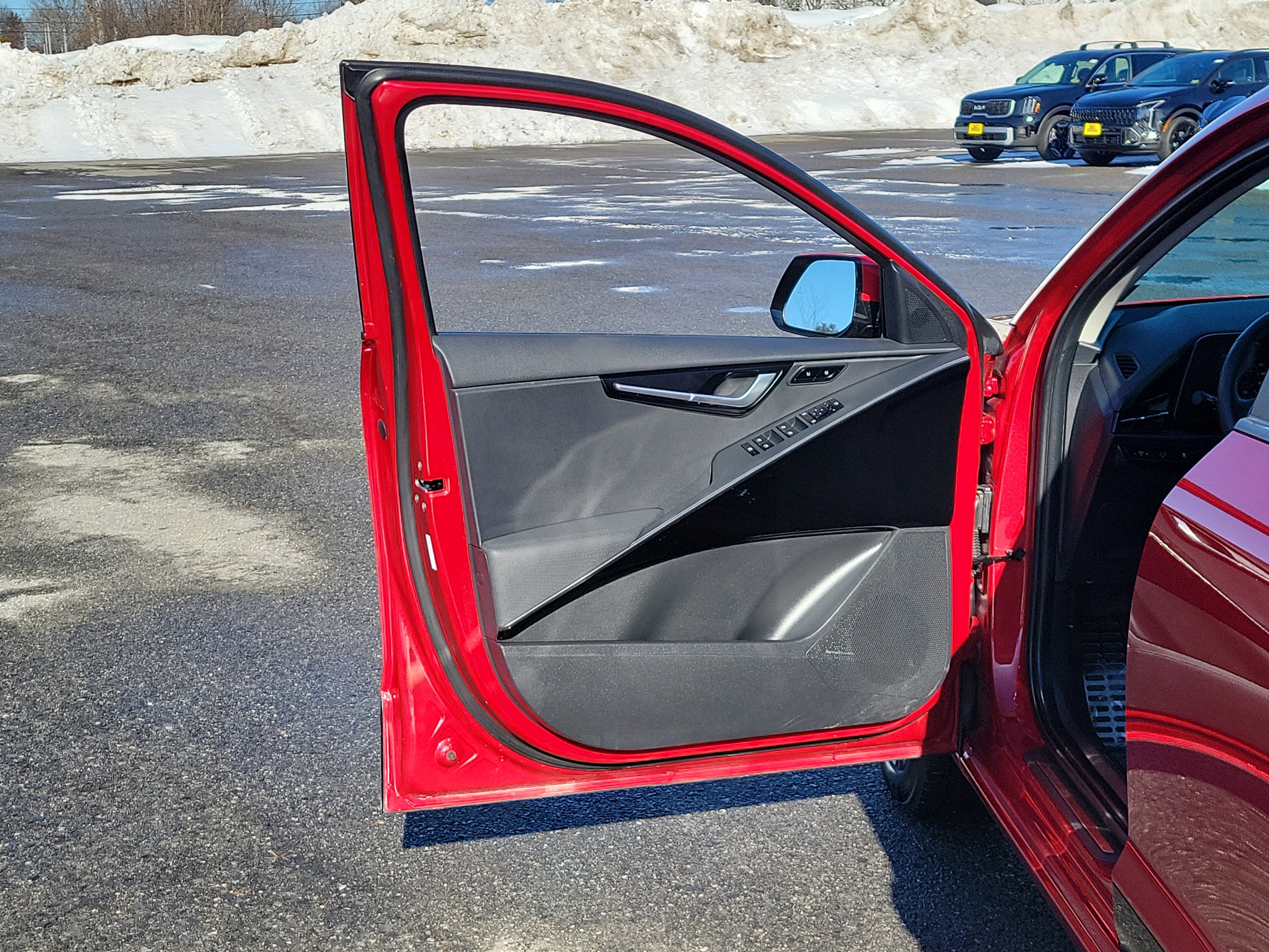 Used 2024 Kia Niro Wave w/ Wave Preserve Package image 15