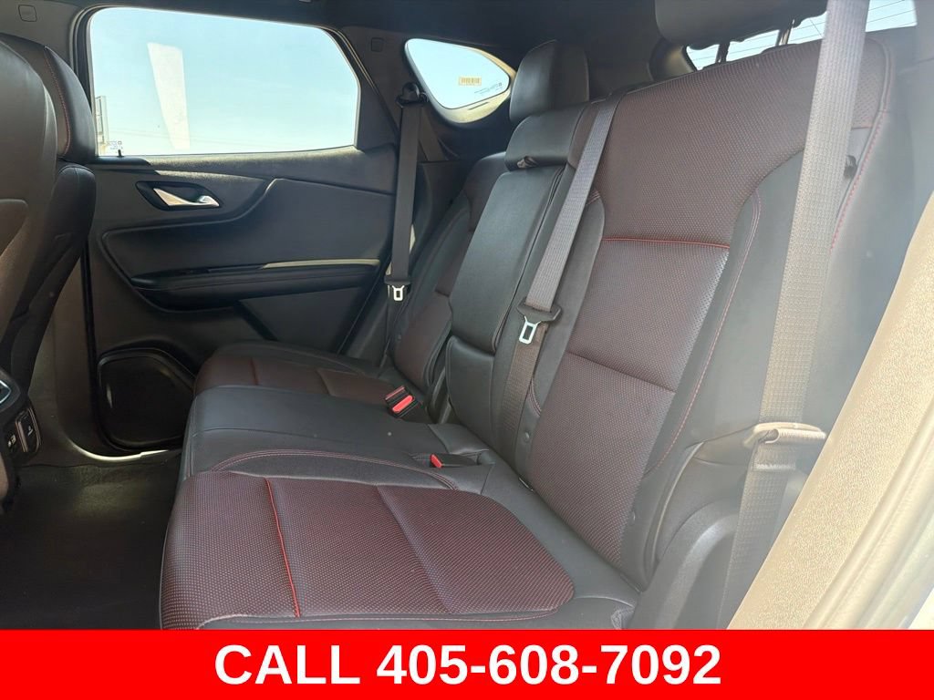 Used 2025 Chevrolet Blazer RS FWD image 13