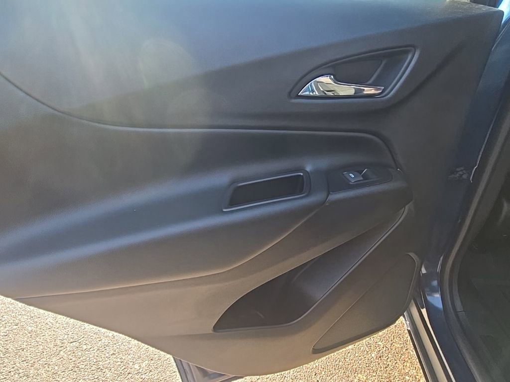 Used 2019 Chevrolet Equinox LT image 30