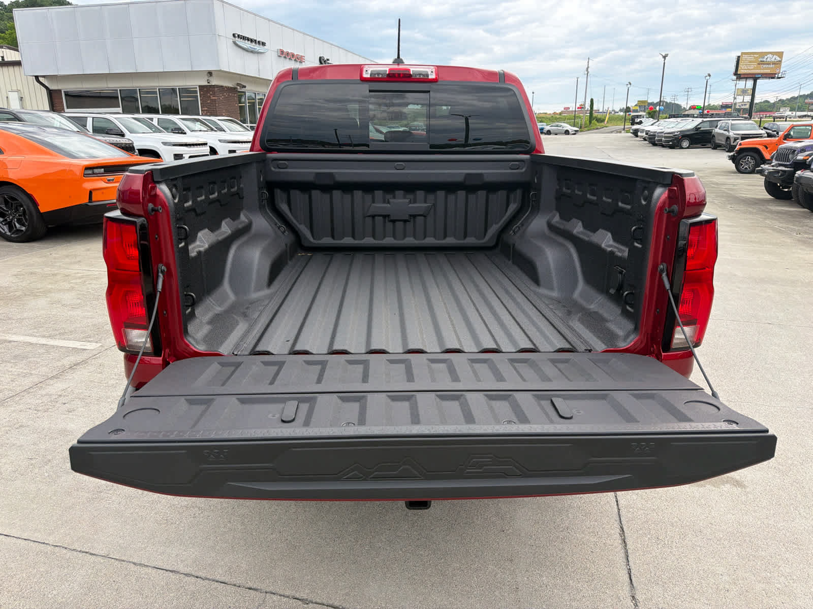 New 2026 Chevrolet Colorado Z71 w/ Technology Package AWD/4WD image 9