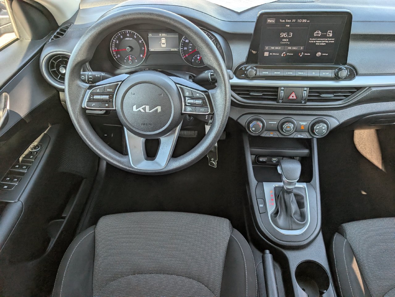 Used 2024 Kia Forte LXS FWD image 10