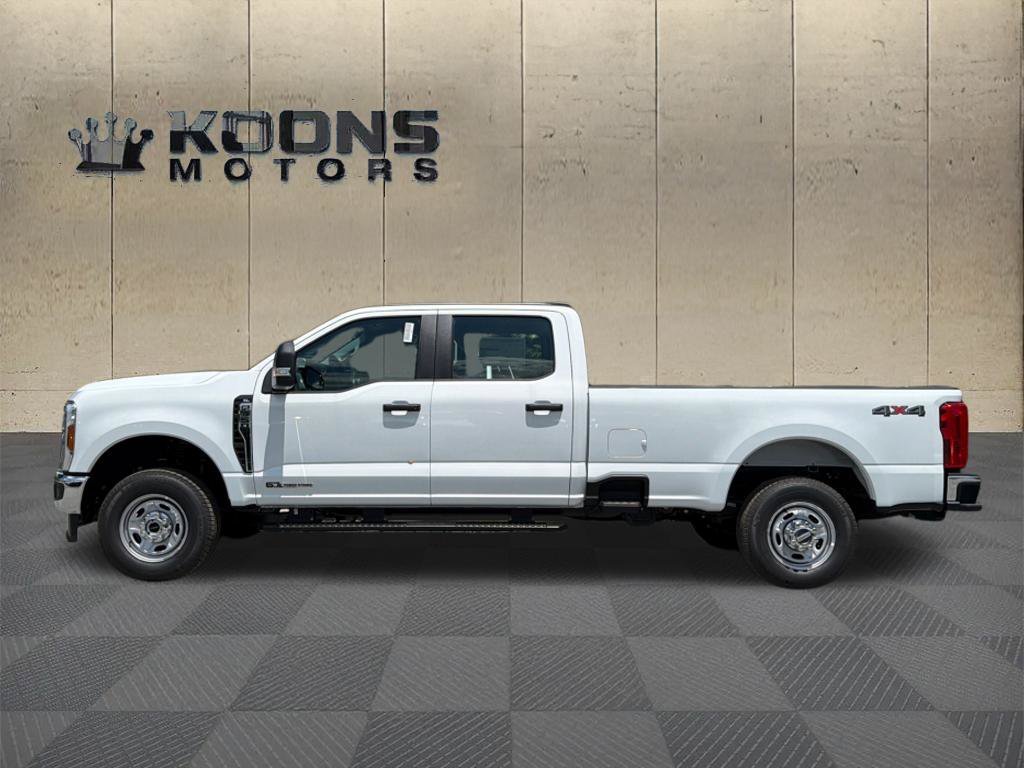 New 2026 Ford F350 XL w/ XL Chrome Package AWD/4WD image 4