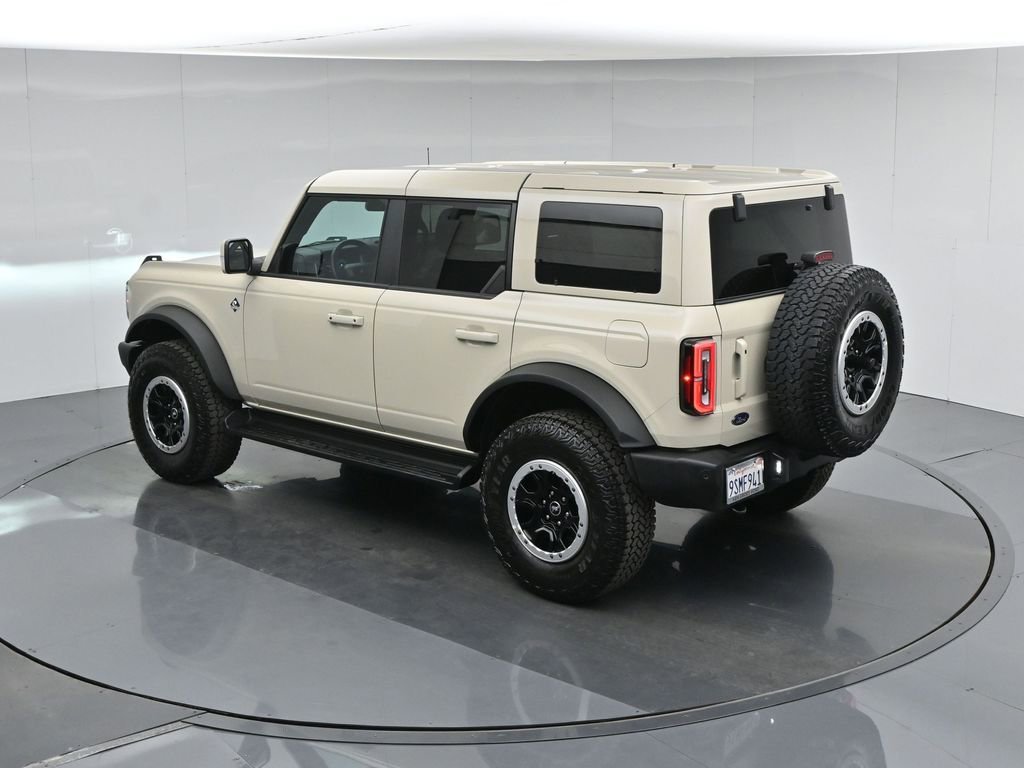 Certified 2025 Ford Bronco Outer Banks w/ Sasquatch Package AWD/4WD image 45