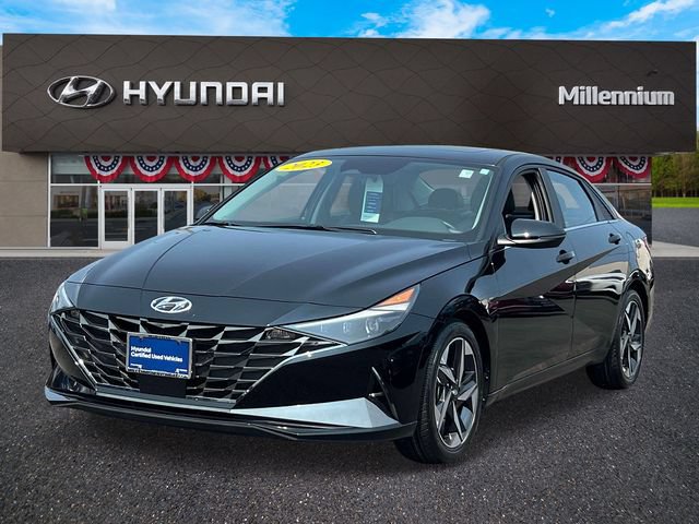 Certified 2023 Hyundai Elantra Limited w/ Preferred Accessory Package FWD video 4