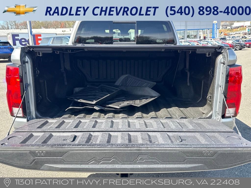 Used 2024 Chevrolet Colorado LT w/ LT Convenience Package image 14