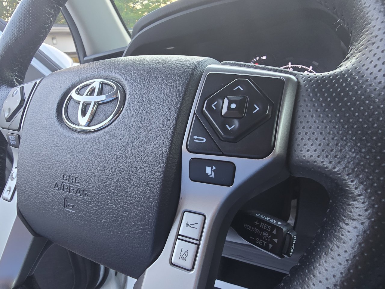 Used 2024 Toyota 4Runner SR5 Premium image 25
