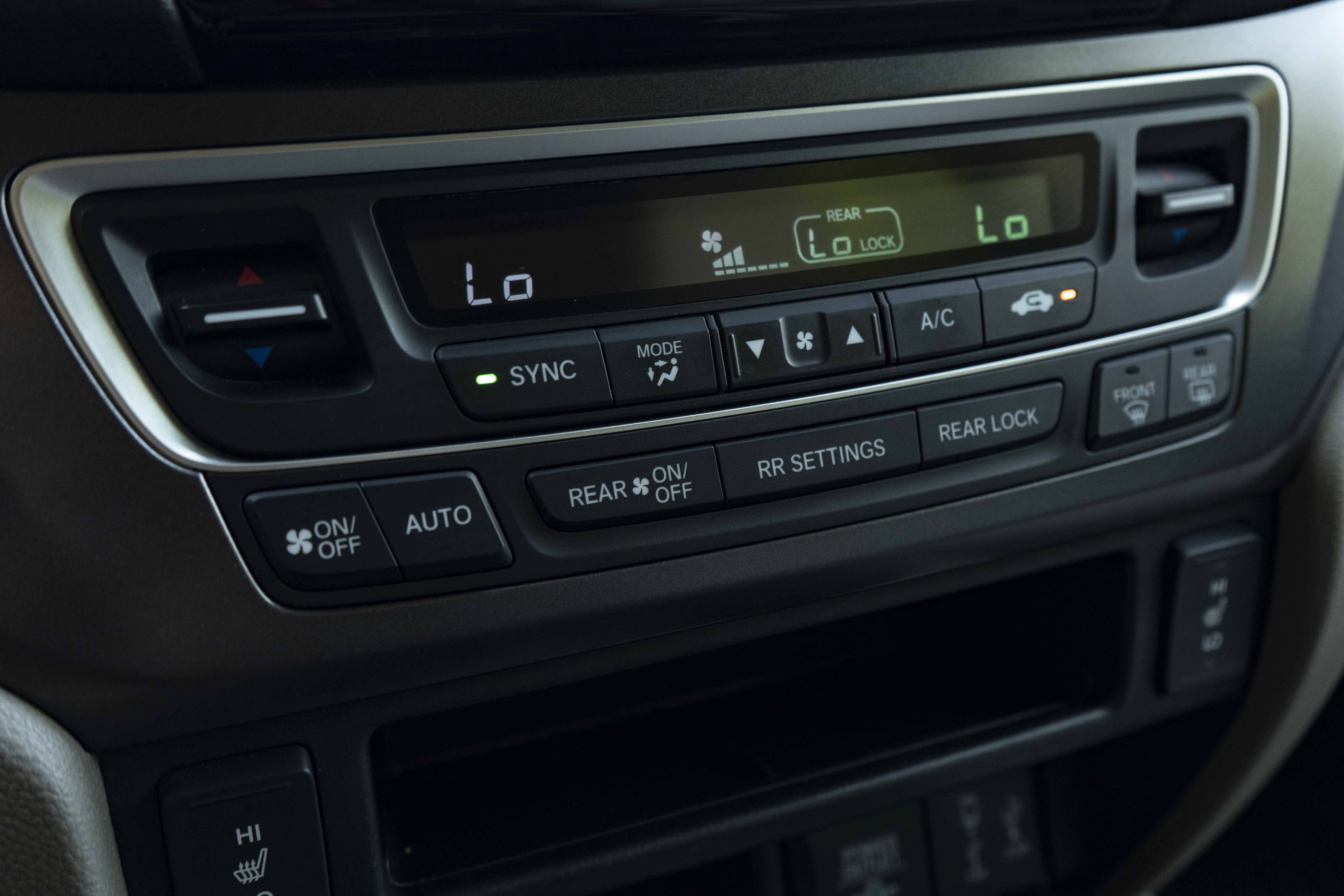 Certified 2017 Honda Pilot EX-L image 32