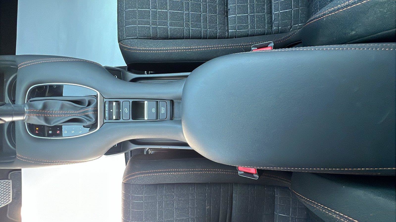 Used 2025 Honda HR-V Sport image 22