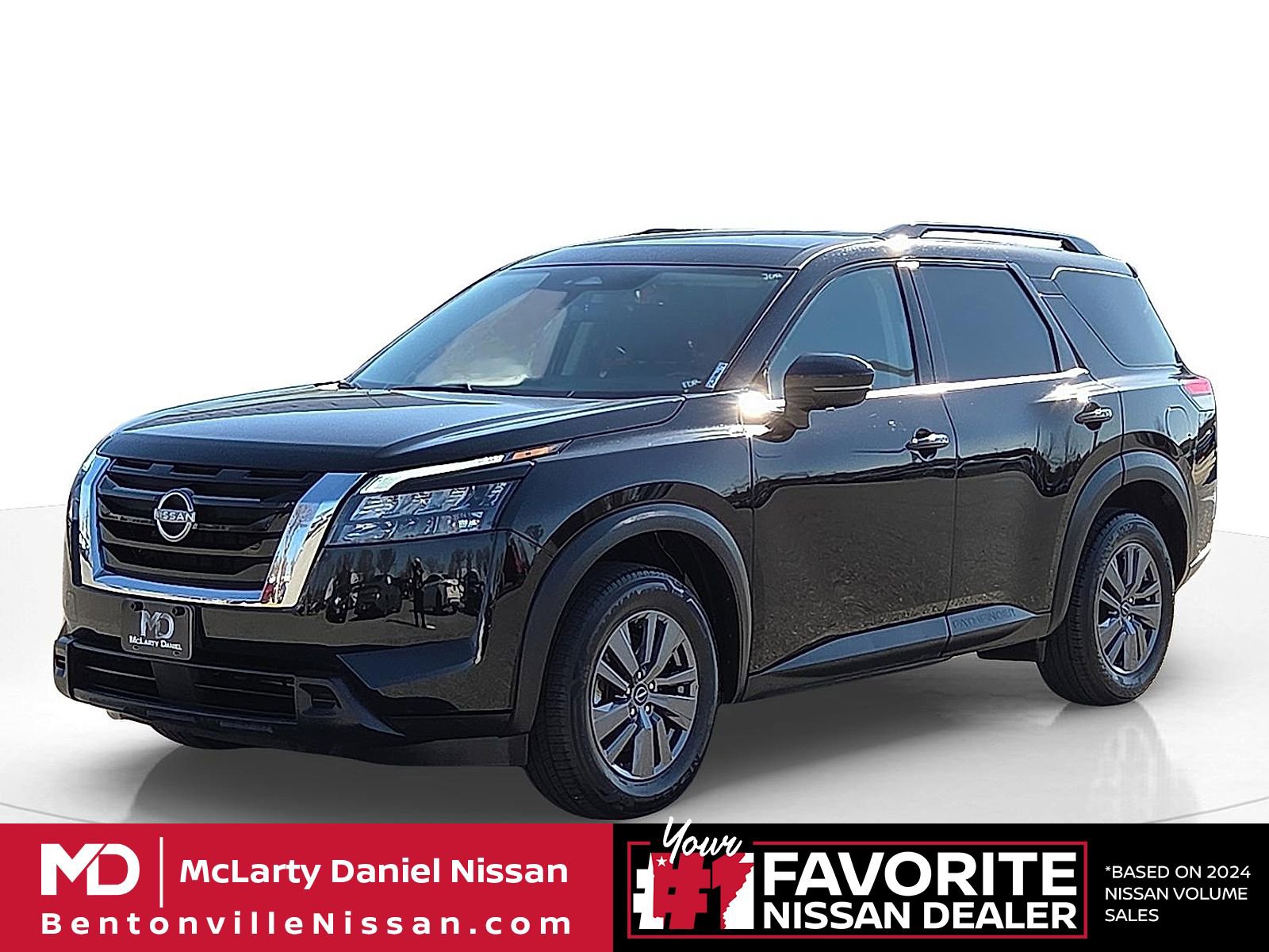Used 2025 Nissan Pathfinder SV FWD video 2