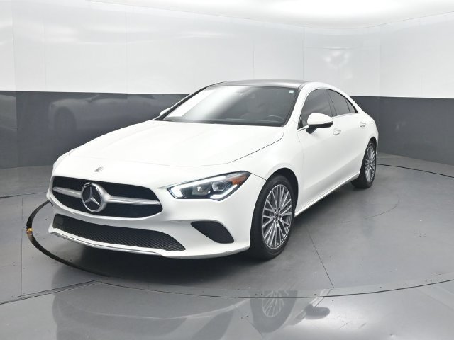Used 2022 Mercedes-Benz CLA 250 4MATIC image 1
