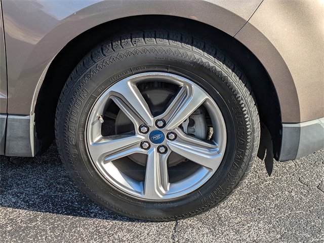 Used 2019 Ford Edge SEL w/ Equipment Group 201A image 11